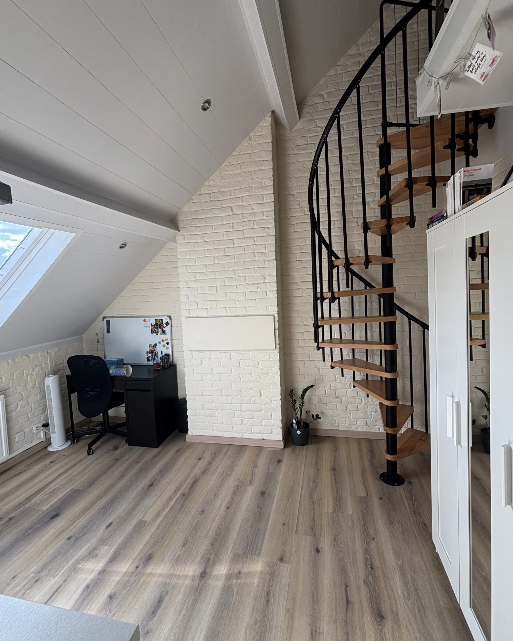 studio étudiant avec mezzanine